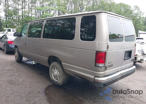 2001 Ford E-350 Super Duty Xl/Xlt z USA, uszkodzony, nr VIN 1FBSS31S71HB54782